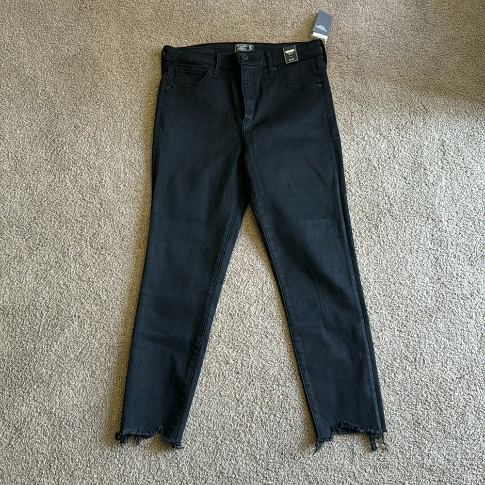 Abercrombie and fitch high rise ankle jean